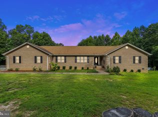 7916 Lake Anna Pkwy, Spotsylvania, VA 22551