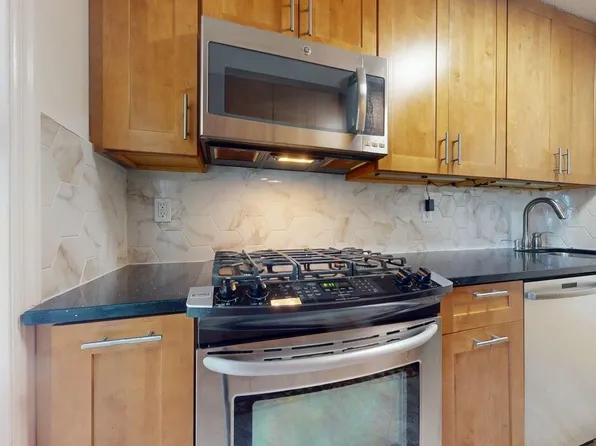 118-17 Union Turnpike image 17 of 49