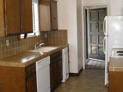 2nd image of 5029 N Roosevelt Ave #101