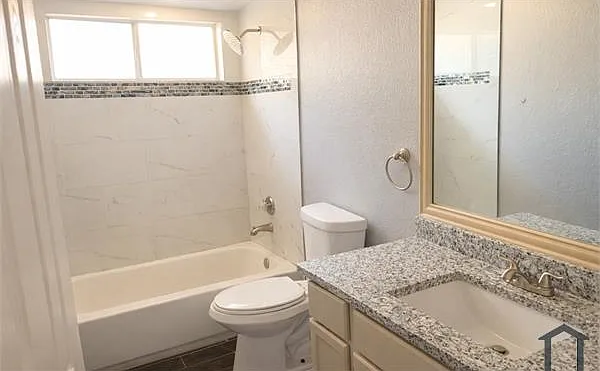 2024 Austin Dr — Photo 7
