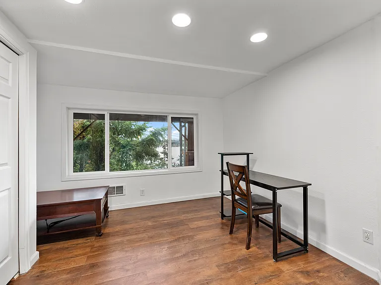 110 174th Pl NE #A — Photo 9