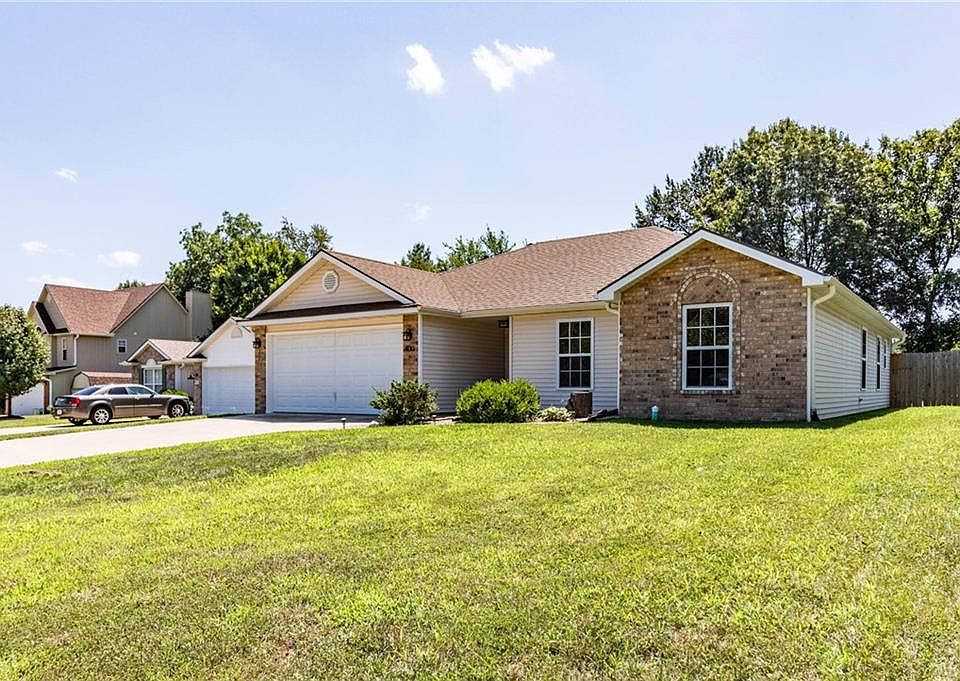 400 Hazelwood Dr, Warrensburg, MO 64093 Zillow