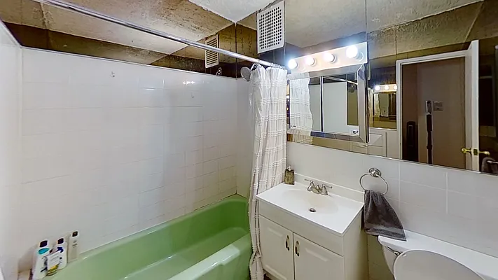 Rented by Oxford Property Group | media 13