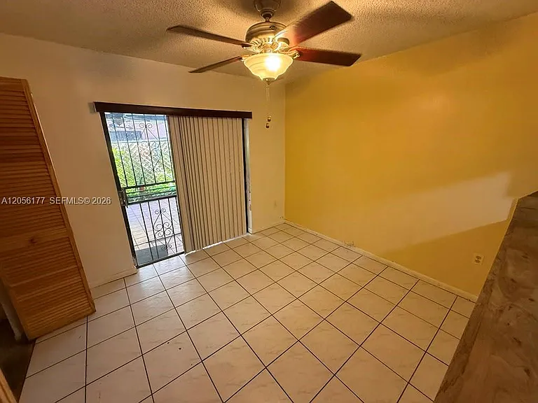 2560 W 53rd St #502 — Photo 5