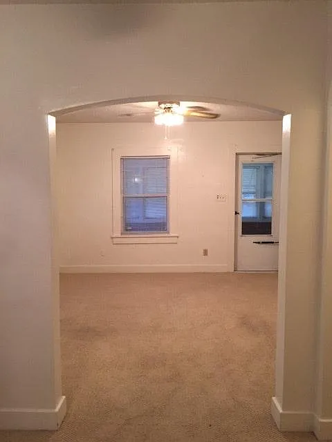 856 S 17th Street — Photo 4