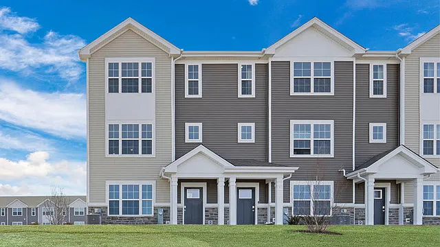 3 bed, 2.5 bath, 1827 sqft, $2,850 — Photo 1