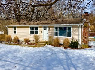 43 Turner Rd, Oakdale, CT 06370