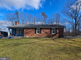 105 English Muffin Ct, Berkeley Springs, WV 25411