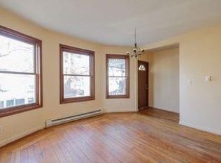 49 Prospect St #1, Springfield, MA 01107