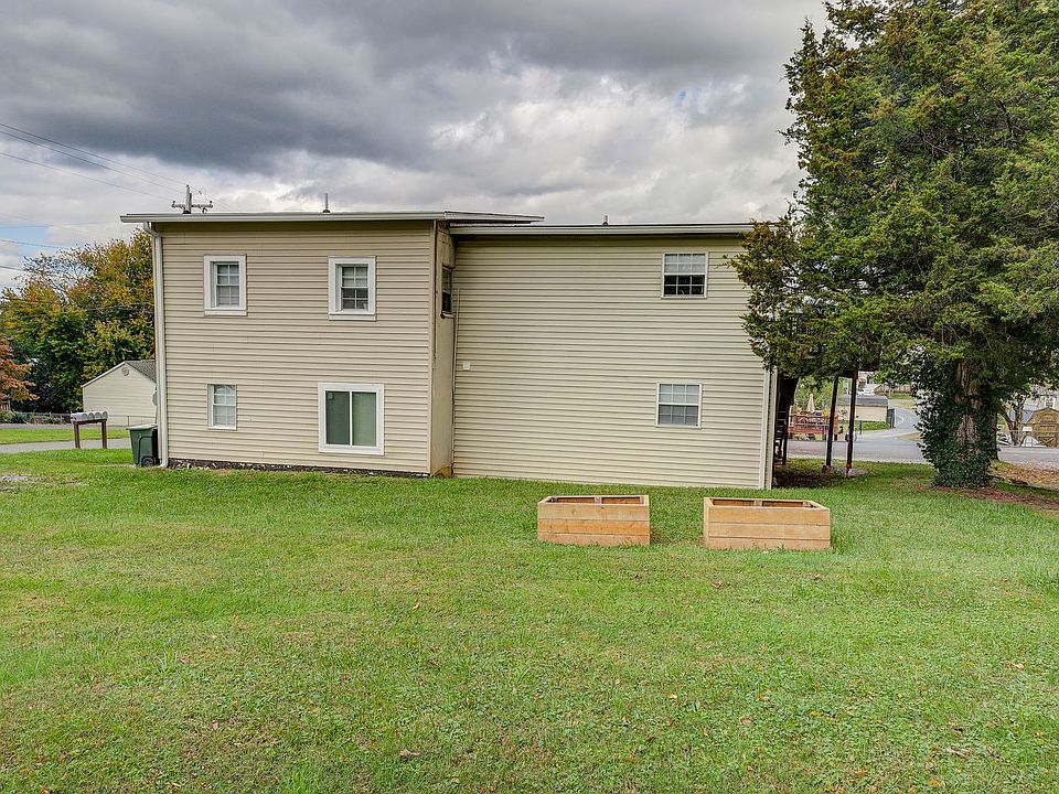 1st image of 600 Trudy St APT D