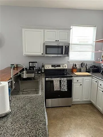 3109 Iberville St — Photo 9