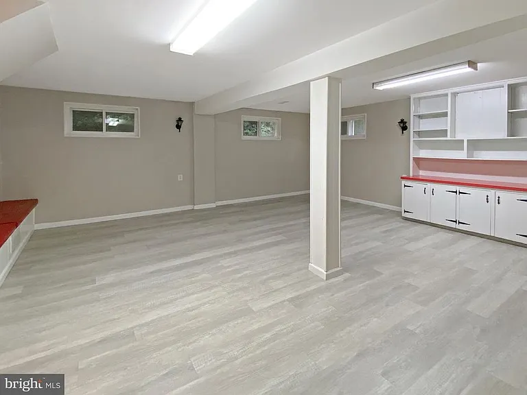 6325 Tone Ct — Photo 20