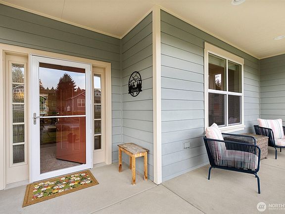 5th image of 39 Pelton Court