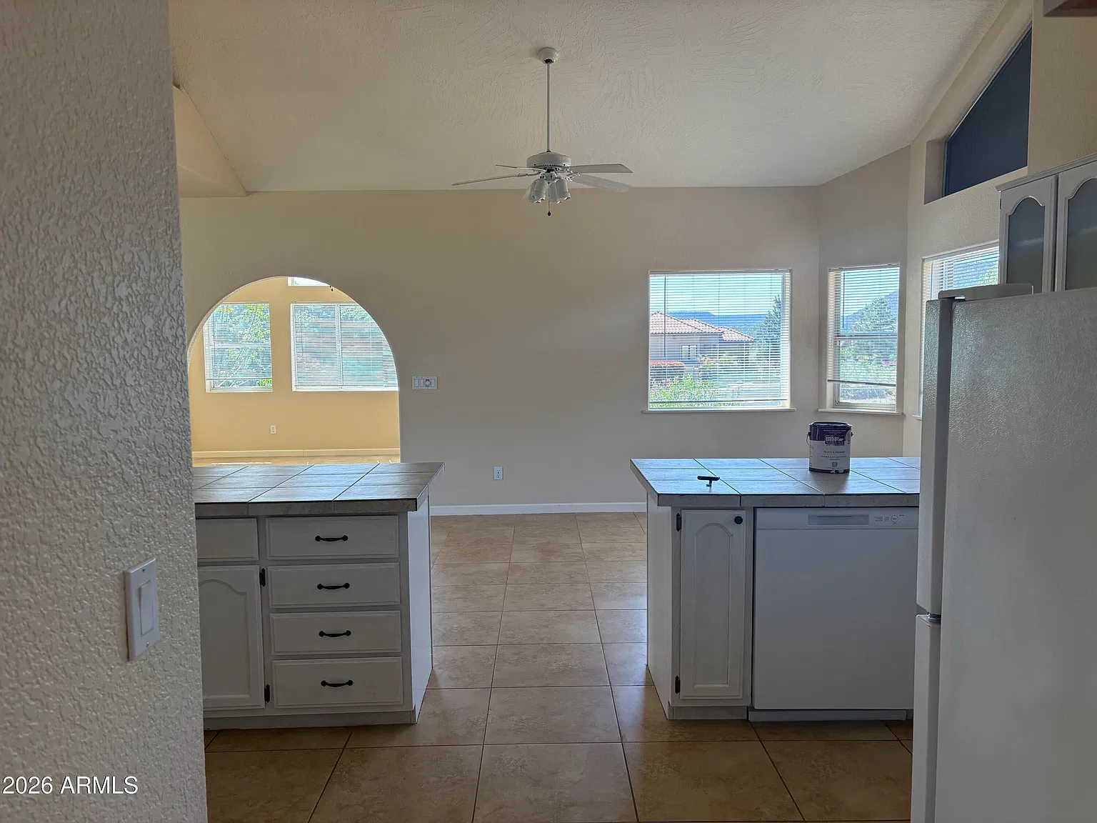 2 bed, 2.0 bath, 1772 sqft, $2,995 — Photo 2