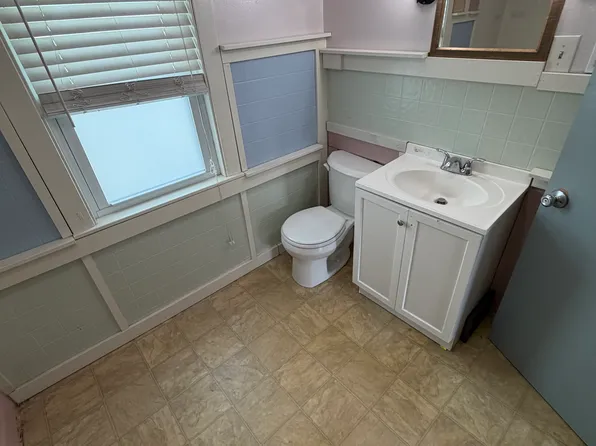 307 W Wendell St #2, Endicott, NY 13760