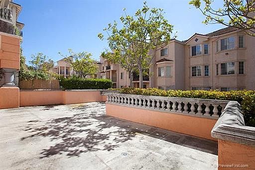 4th image of 640 Camino De La Reina #1112