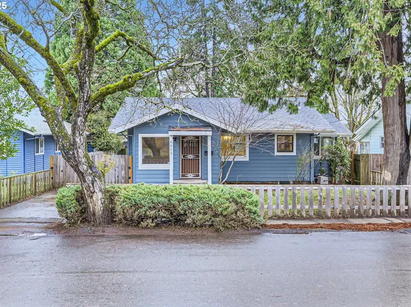 8913 NE Going St, Portland, OR 97220