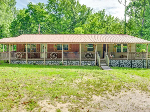 3988 Old Hickory Rd, Lancaster, SC 29720