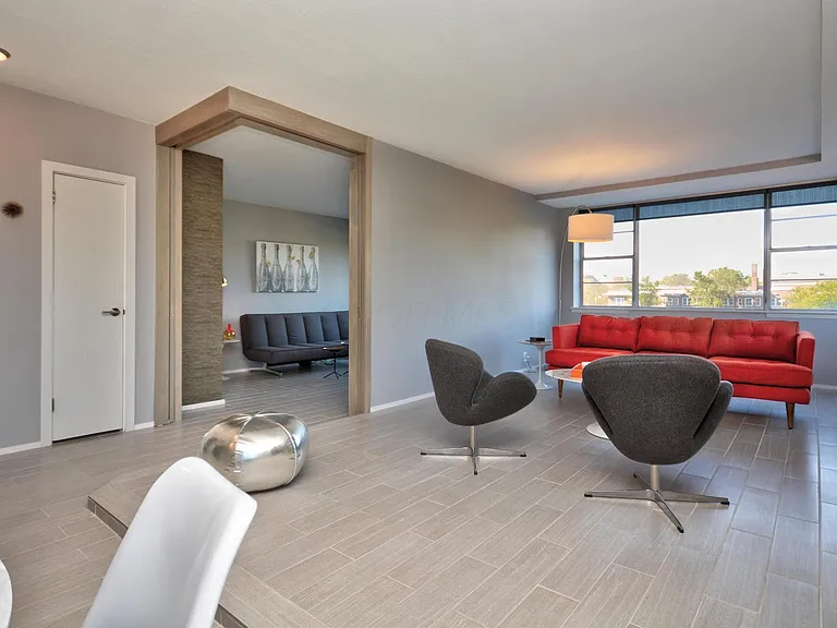 1620 E Broad St #408 — Photo 39