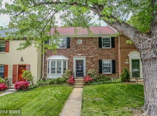 5962 Seabright Rd, Springfield, VA 22152