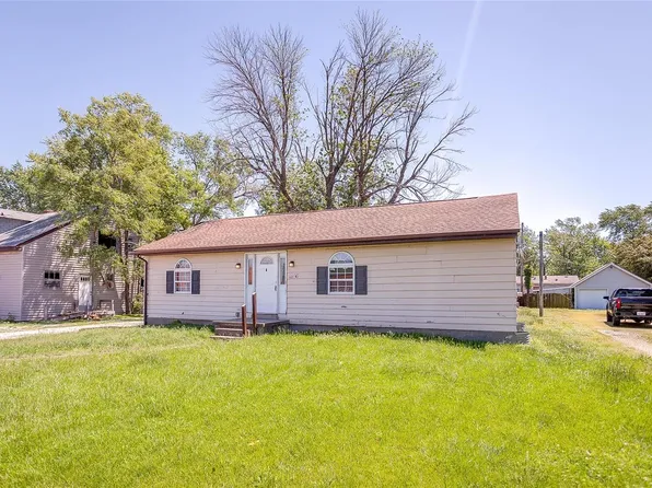 1440 N Main St, Dupo, IL 62239