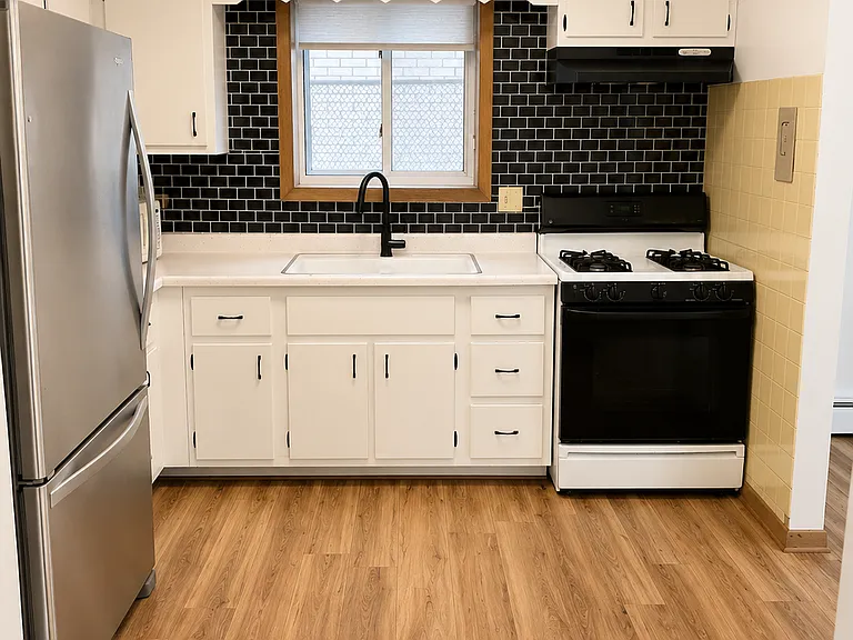 8435 W Oak Ave #1 — Photo 5