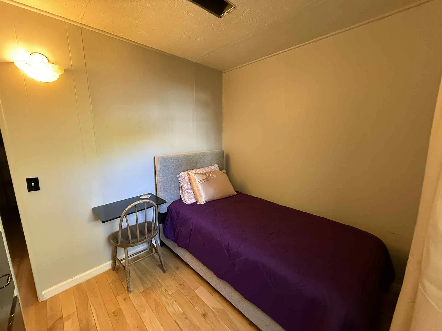 612 Howard Avenue - 1 — Photo 4