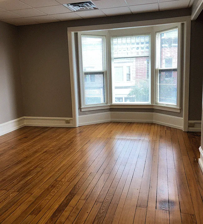 241 1/2 S Court St #UP