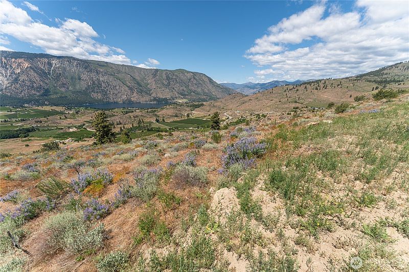 3rd image of 673 Glory View Lane Lot 1