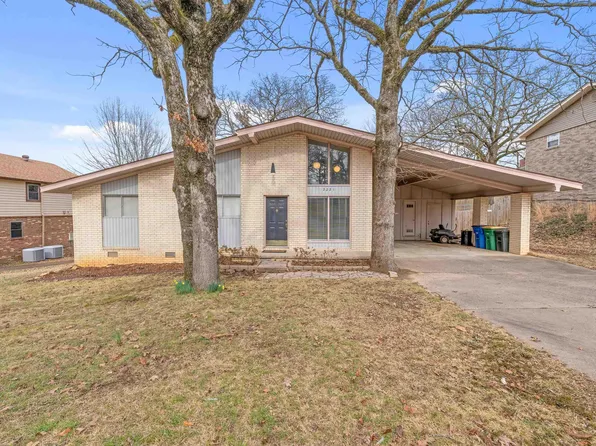 2221 Middleton Dr, North Little Rock, AR 72116