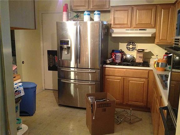 3rd image of 19030 Sterling Dr