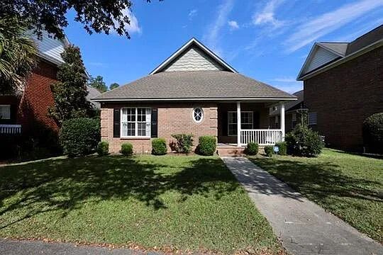 3192 Mayflower Ln