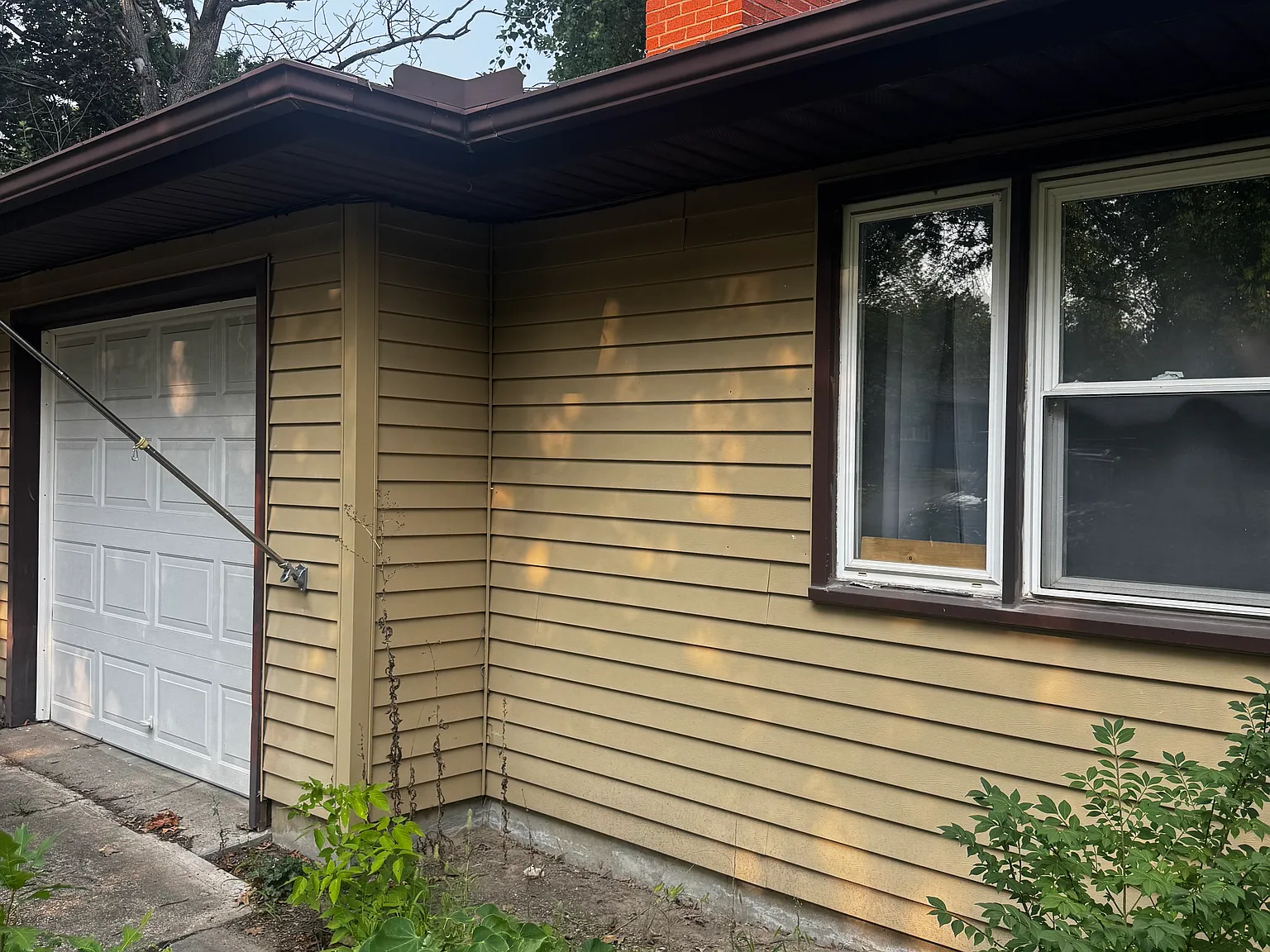 3 bed, 1250 sqft, $1,800 — Photo 3