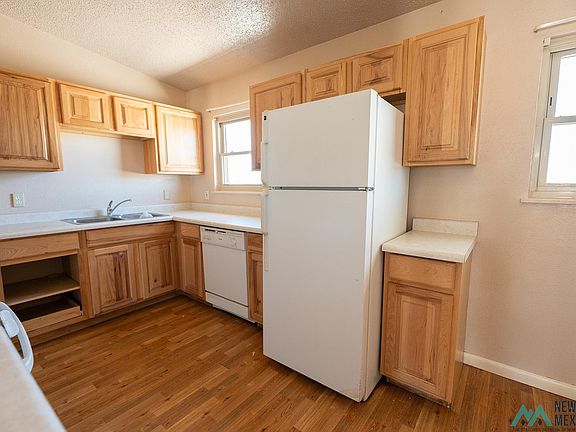 4th image of 311 Rinconada Ave