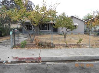 1217 S Giddings St, Visalia, CA 93277