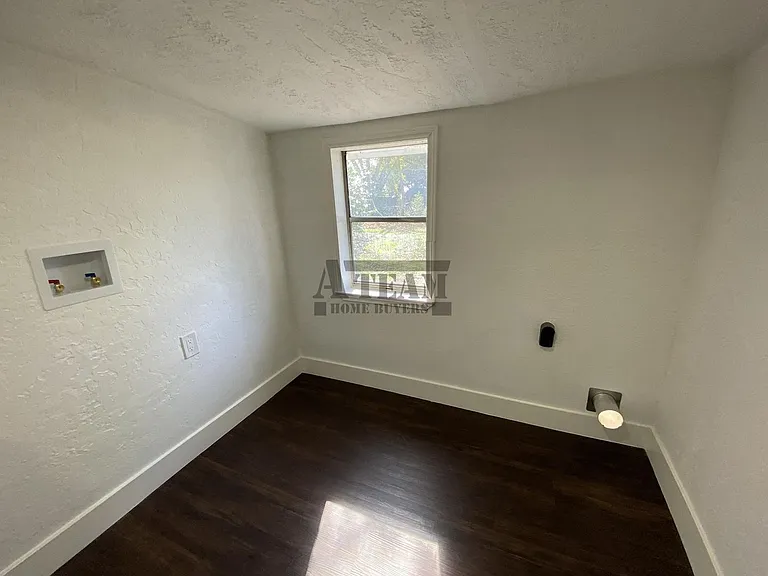 801 Walnut St — Photo 20