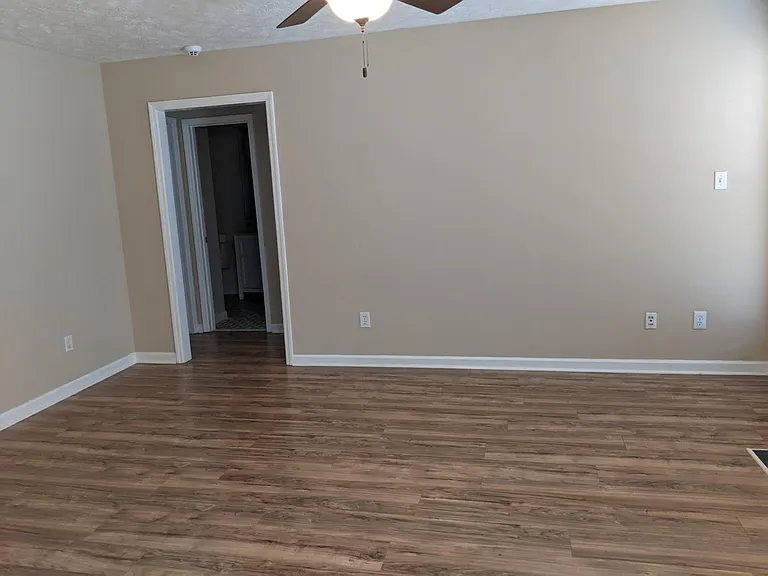 110 Walta Ct — Photo 15