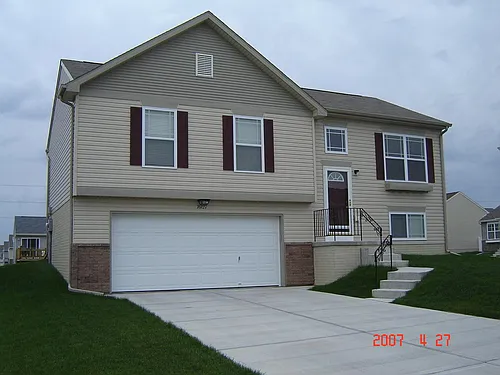 16127 Birch Ave Photo 1