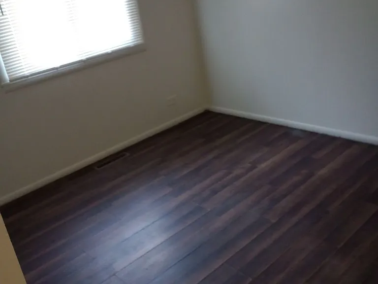 758 N Linden Ave — Photo 5