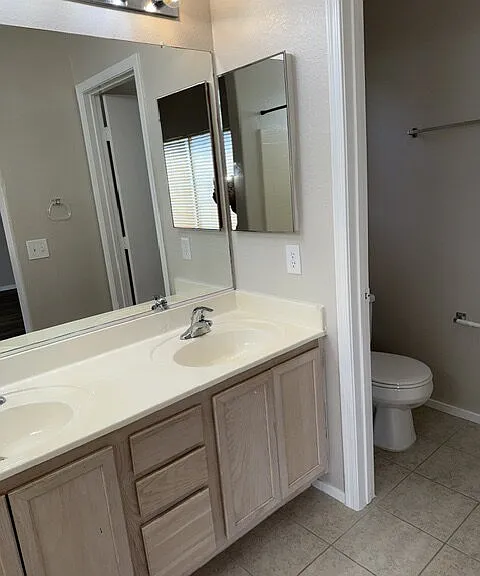 8056 Sweet Clover Ct — Photo 21