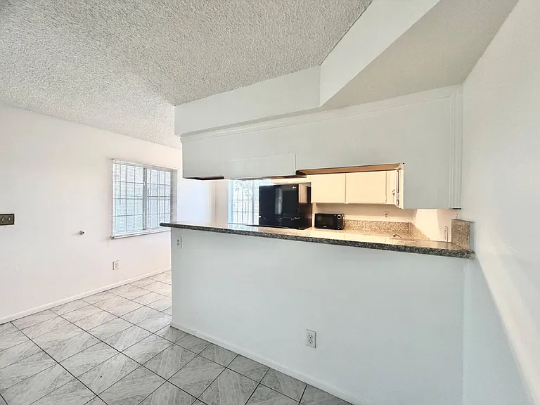 3427 E Cheyenne Ave #A — Photo 19