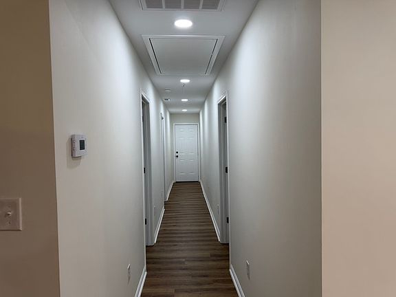5th image of 104 Howard St