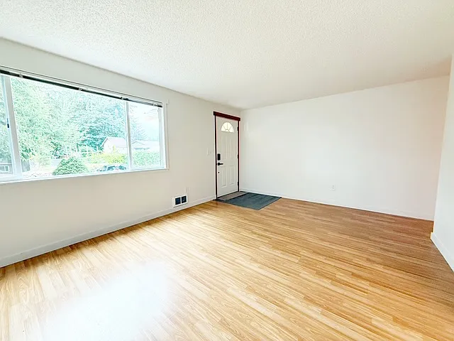 3365 SE Carmae Dr — Photo 5