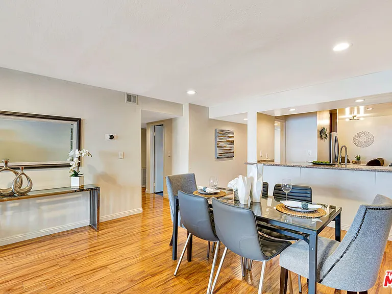 1900 Vine St #103 — Photo 7