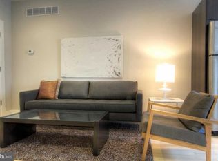 2332 Carpenter St APT 3B, Philadelphia, PA 19146