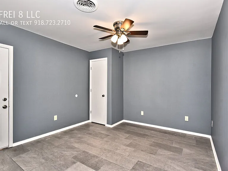 12610 E 18th Pl — Photo 9