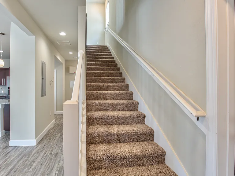 808 W Saint Augustine St — Photo 14