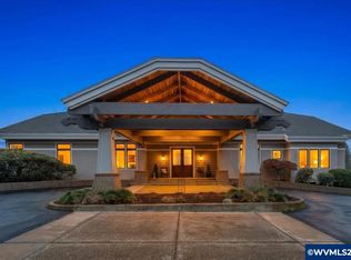 3252 Mount Kuebler Dr S, Salem, OR 97302