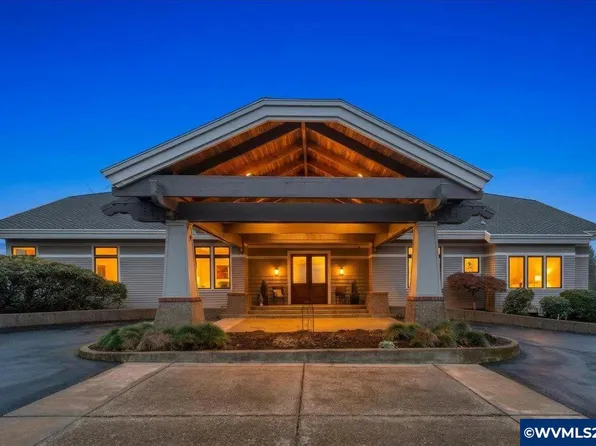 3252 Mount Kuebler Dr S, Salem, OR 97302