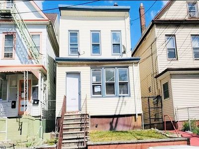 157 Jaques St, Elizabeth, NJ, 07201